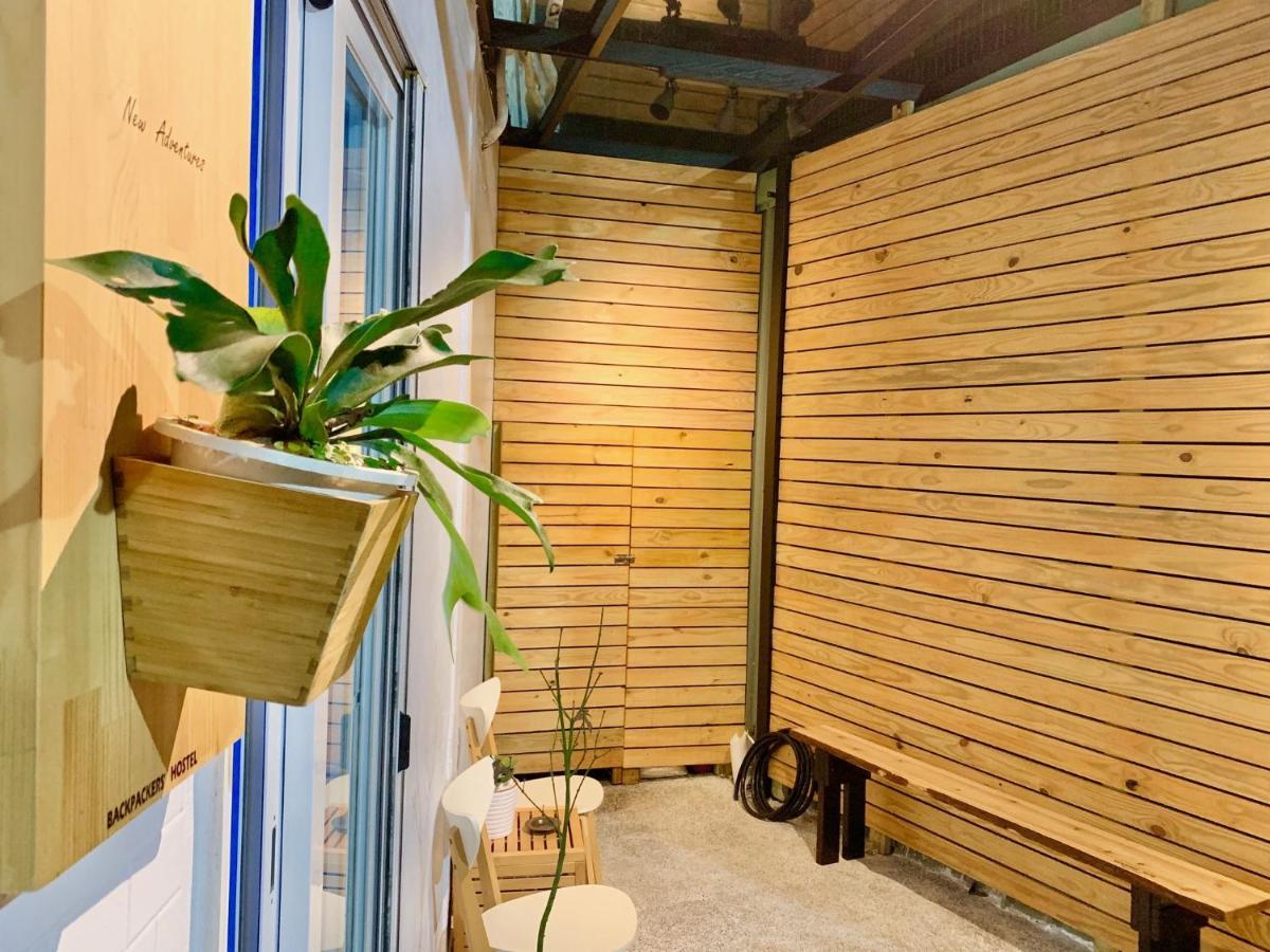 Backpackers' Hostel Taoyuan Airport ภายนอก รูปภาพ