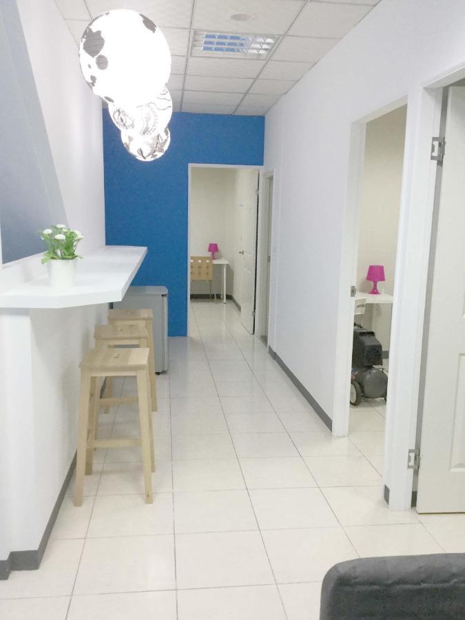 Backpackers' Hostel Taoyuan Airport ภายนอก รูปภาพ